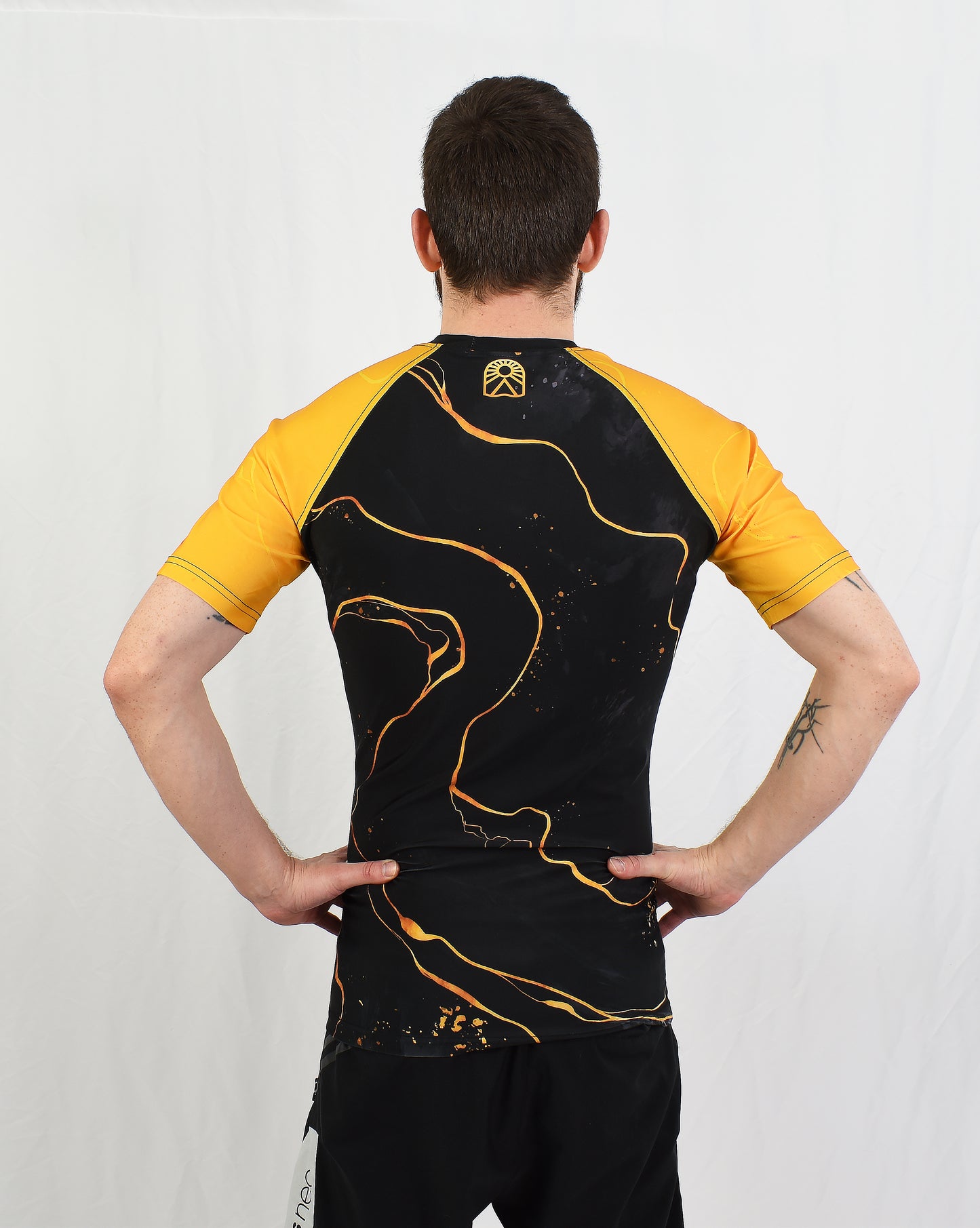 Short sleeve rashguard - Yellow and black - Solar